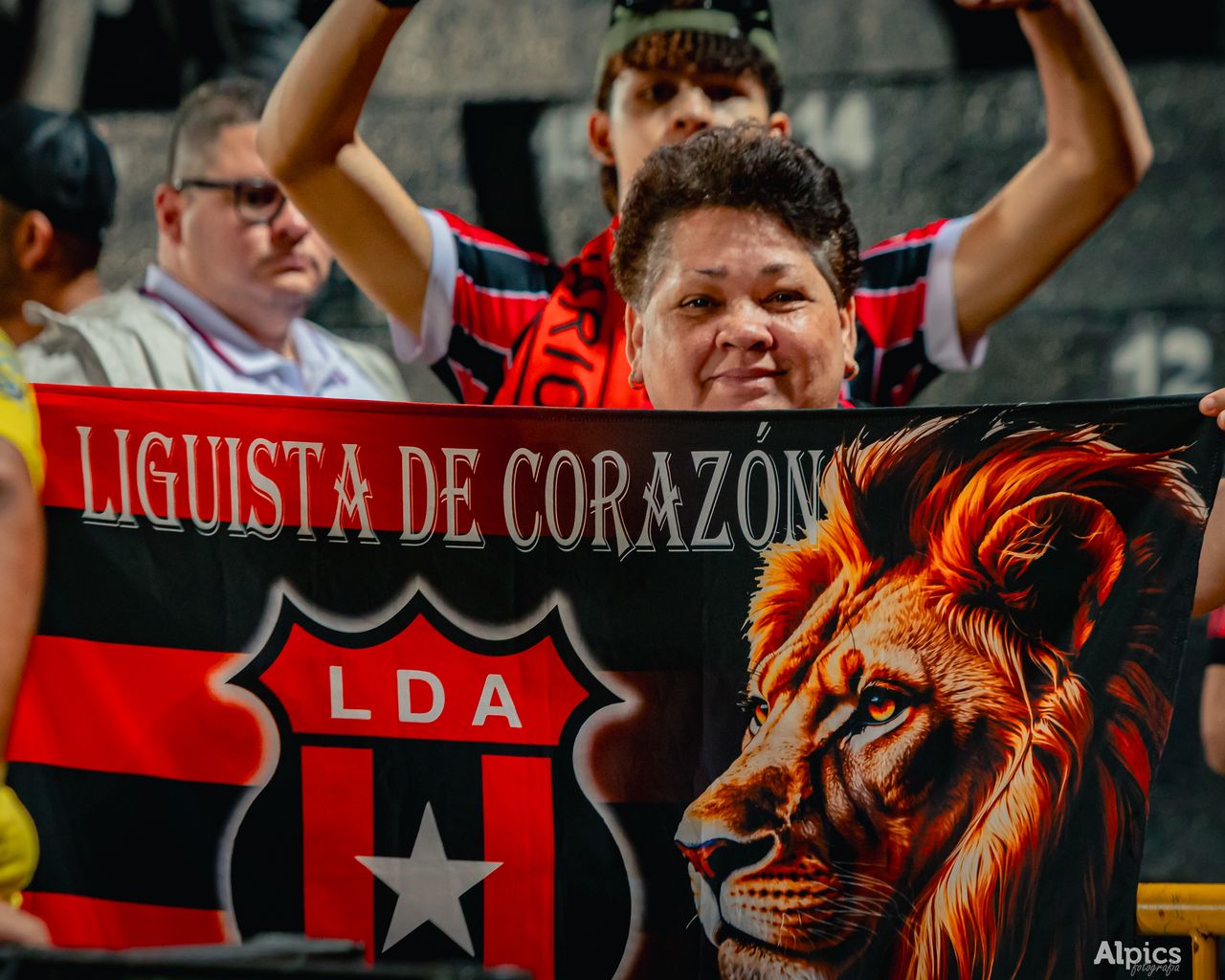 LDA vs Plaza Amador Copa Centroamericana — foto 2 de 95