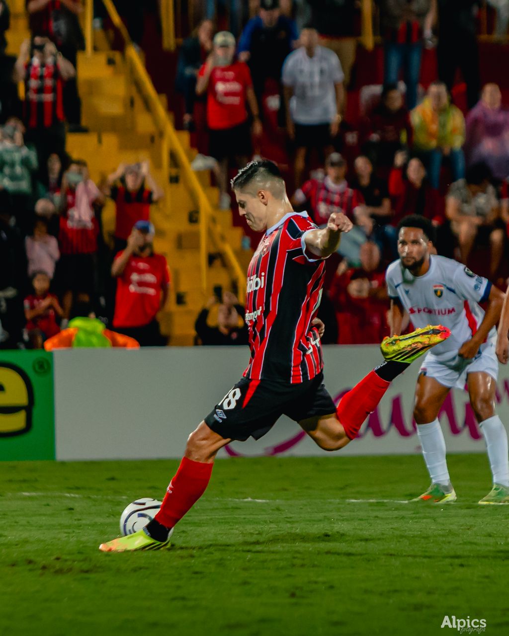 LDA vs Plaza Amador Copa Centroamericana — foto 43 de 95