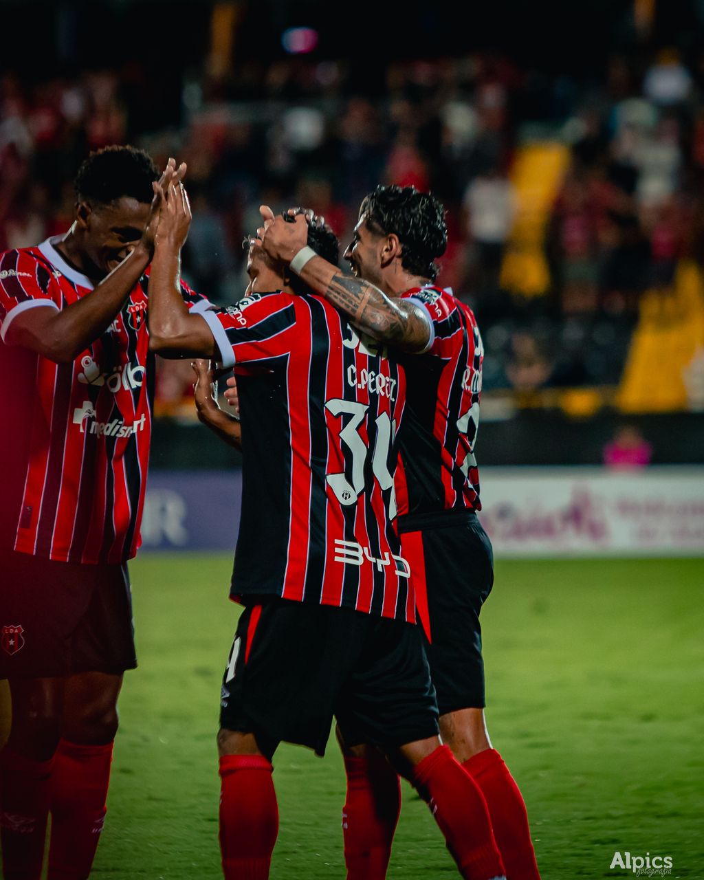 LDA vs Plaza Amador Copa Centroamericana — foto 87 de 95