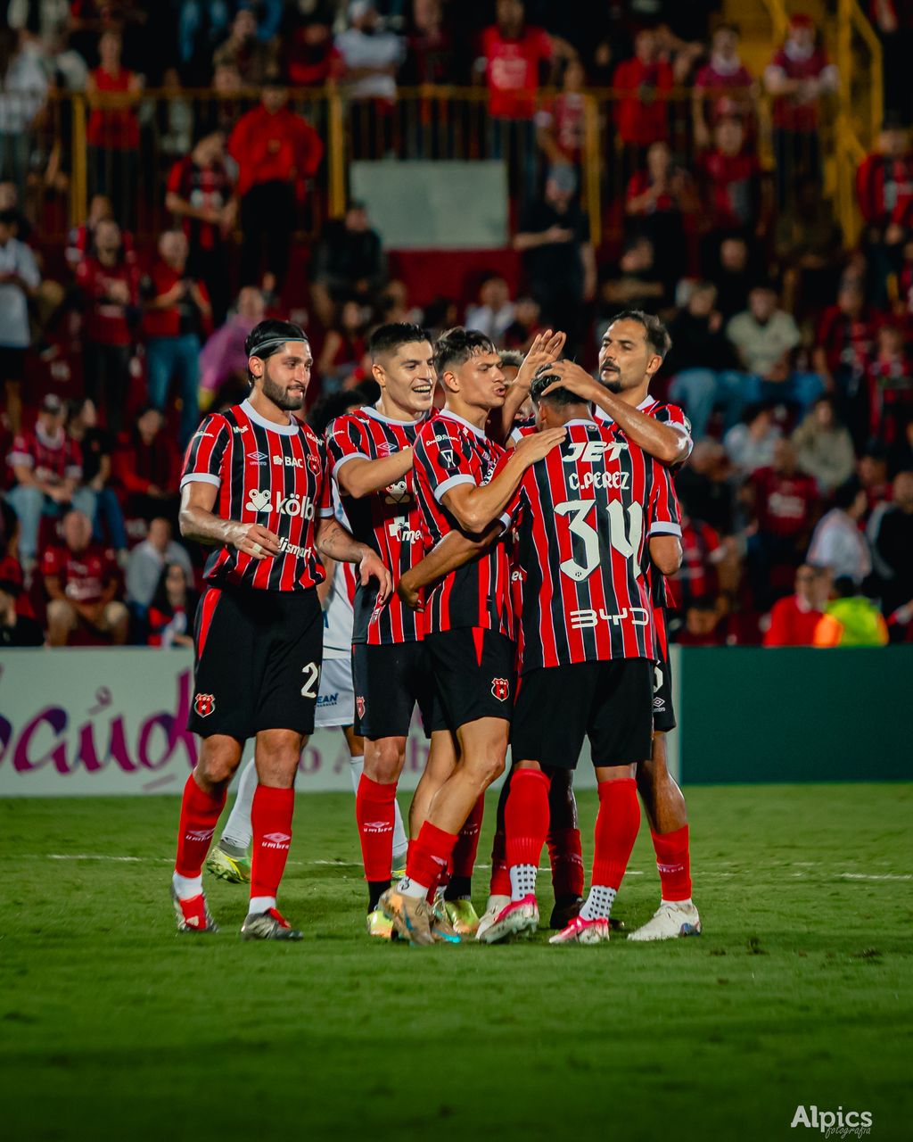LDA vs Plaza Amador Copa Centroamericana — foto 90 de 95
